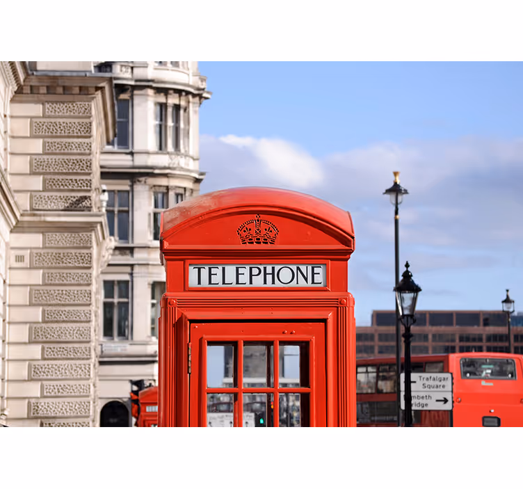 Londono autobusų miesto sienos freska - „Tenstickers“