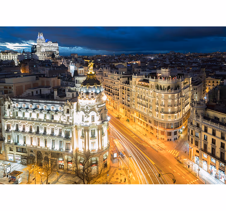 Madrid gran vía miesto sienos freska - „Tenstickers“