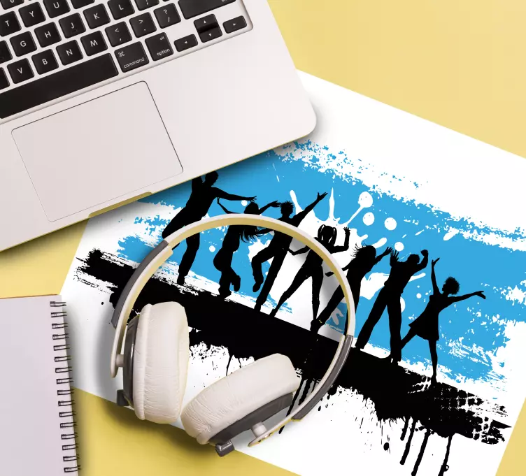 žmonės šoka originalų pelės kilimėlį - „Tenstickers“