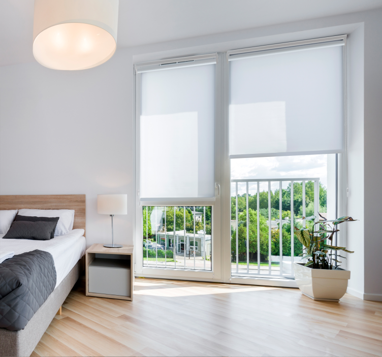 Balta permatoma svetainės roleta - „Tenstickers“