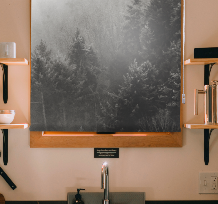 Pilkas miško siluetas Roletai medžiai - „Tenstickers“