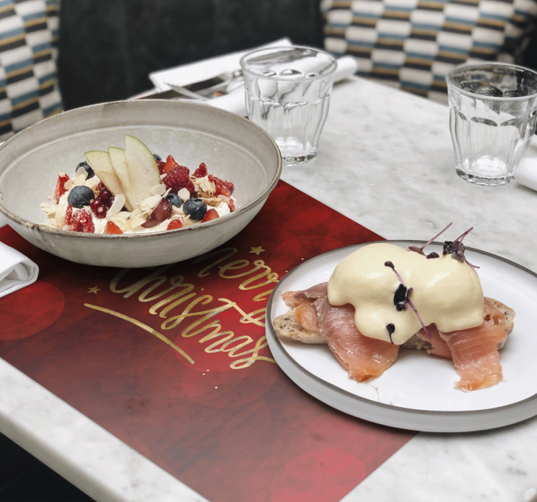 Linksmų kalėdų raudonose kalėdų vietose - „Tenstickers“