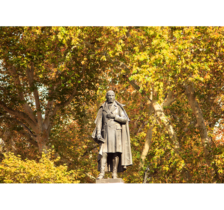 Statula tarp lapijos žmonių sienos freskomis - „Tenstickers“