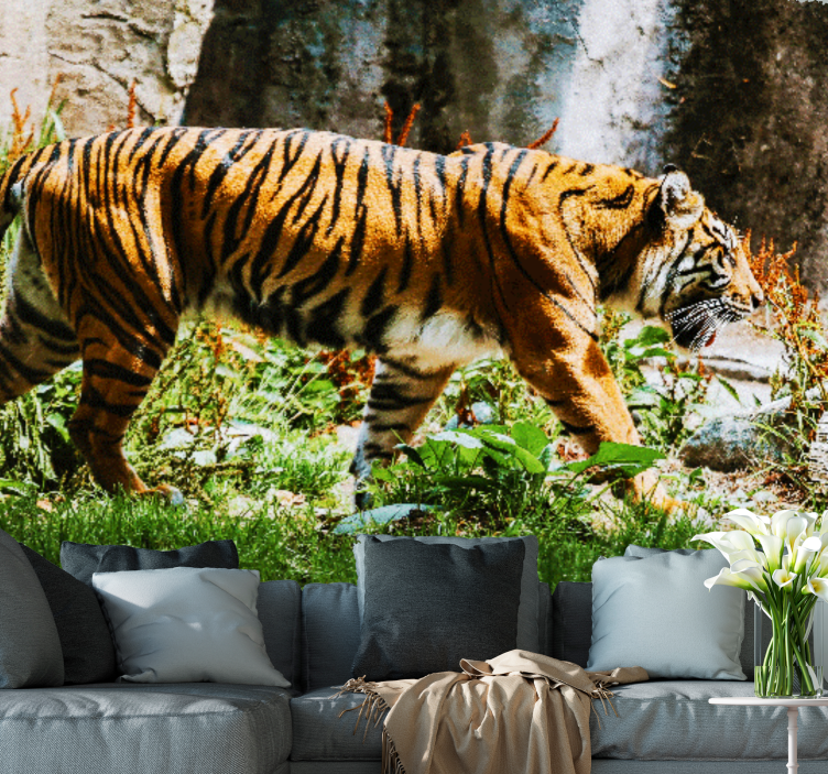 Gyvūnų sienų freska didingas tigras žygiuojantis - „Tenstickers“