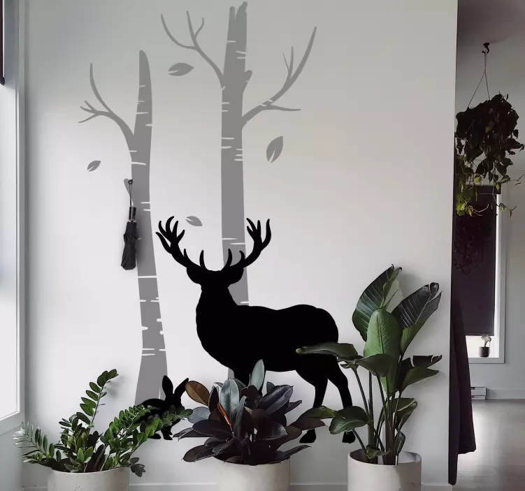 Elniai šalia medžių drabužių kabyklos lipdukas - „Tenstickers“