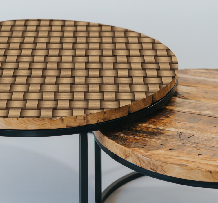 Medis įsikimba į lietuvių baldų lipdukas - „Tenstickers“