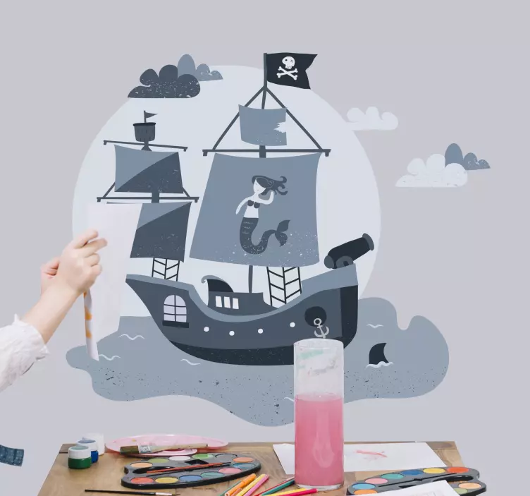 Piratų laivas, plaukiantis į mėnulio iliustraciją - „Tenstickers“