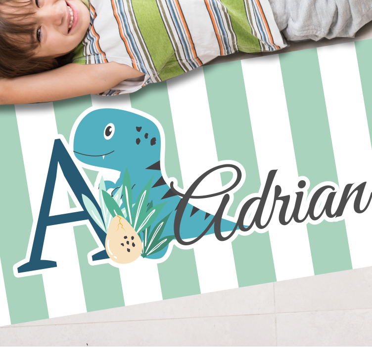 Rekso kūdikis su inicialu ir vardu kilimas vaiko kambariui - „Tenstickers“