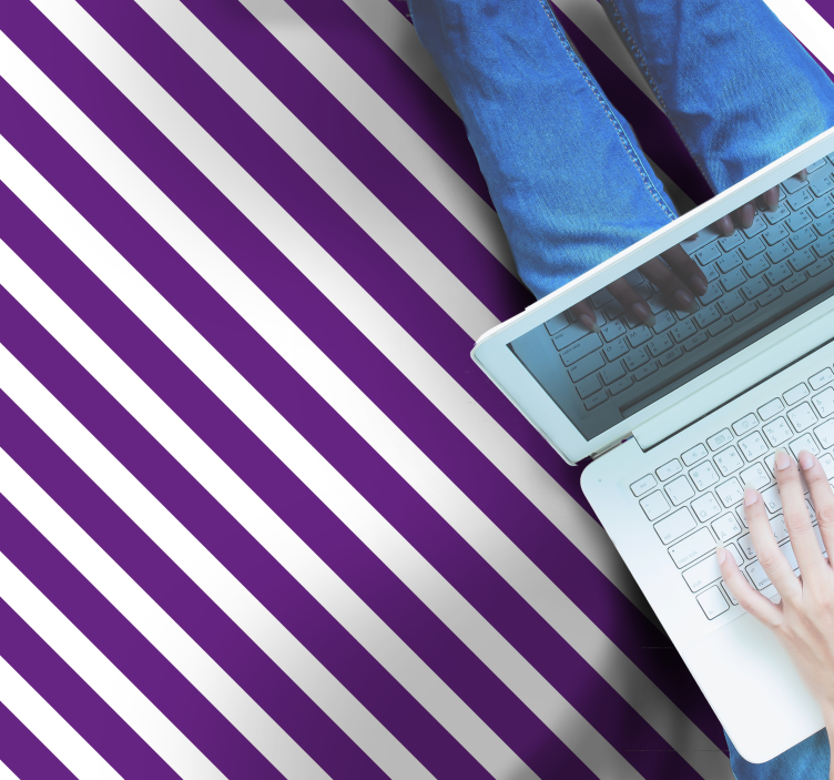 Dryžuotas vinilo kilimas violetiniu raštu - „Tenstickers“