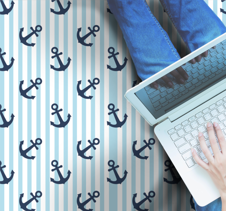 Dryžuotas vinilo kilimas jūrinio inkarų motyvu - „Tenstickers“